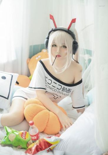 淑娟两腿间又痒了