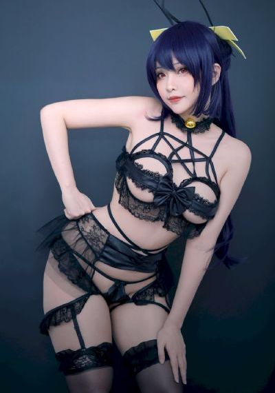 《漂亮的女邻居》hd