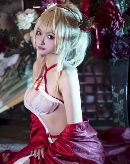 巴黎q娘