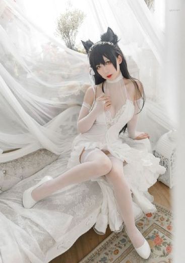在厨房被c到高潮a奶水视频